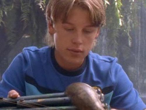 Ocean Girl Season 3 Episode 20 - Eavesdropper