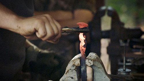 Iron & Fire Season 1 Episode 3 - The Razor's Edge