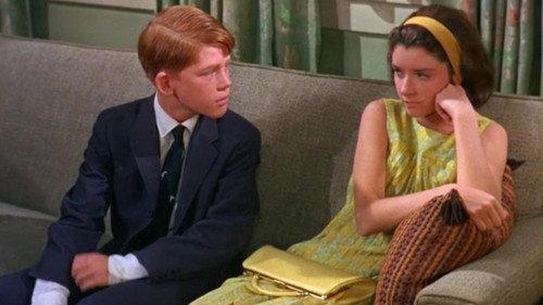 The Andy Griffith Show Season 8 Episode 1 - Opie's First Love