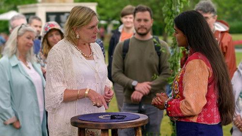Antiques Roadshow Season 46 Episode 18 - Alexandra Gardens, Cardiff 3