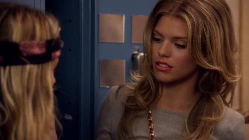 90210 Season 3 Episode 11 - Holiday Madness