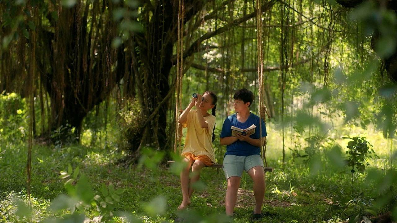 1 Millimeter From You backdrop