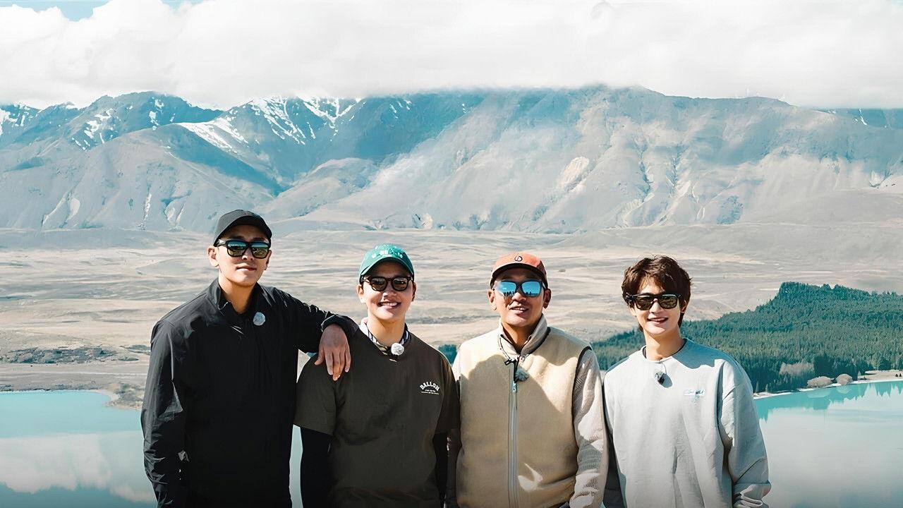 Bros On Foot backdrop