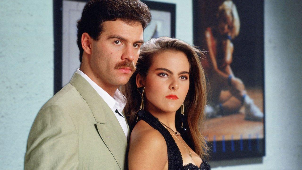 Muchachitas backdrop