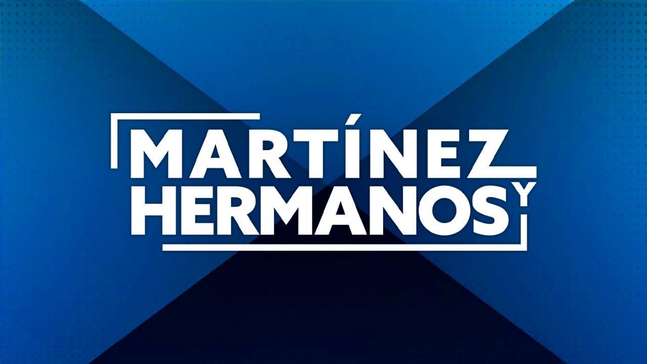 Martínez y hermanos backdrop
