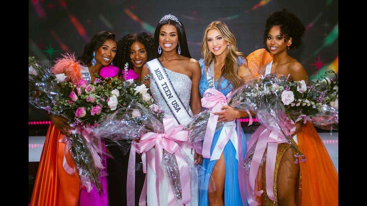 Miss Teen USA backdrop
