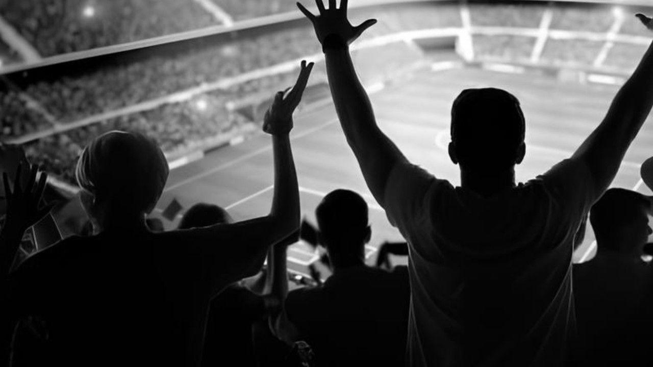 Alta Fidelidade backdrop