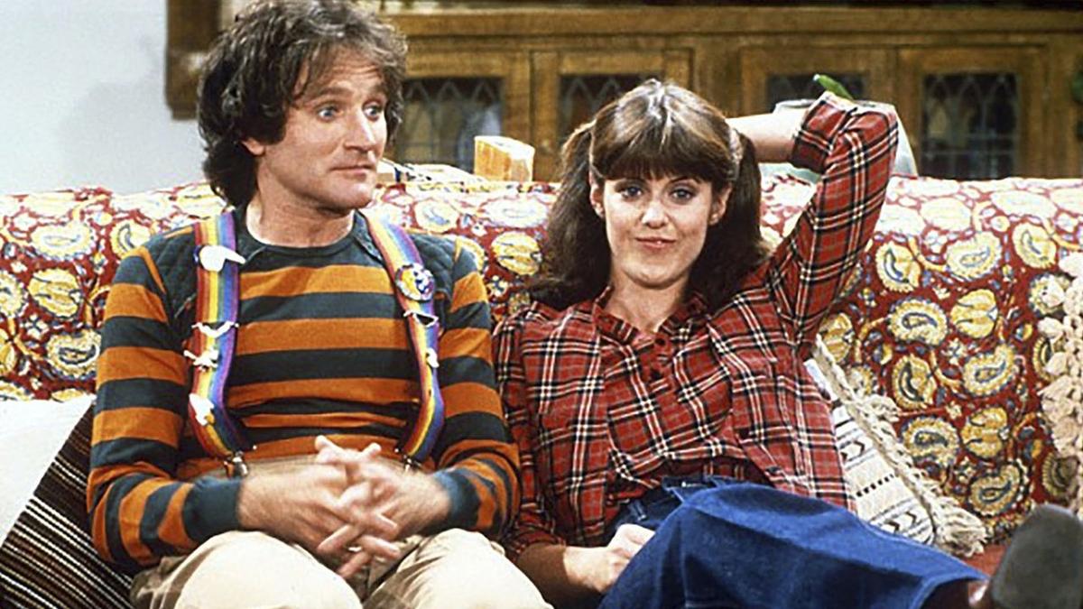 Mork & Mindy backdrop