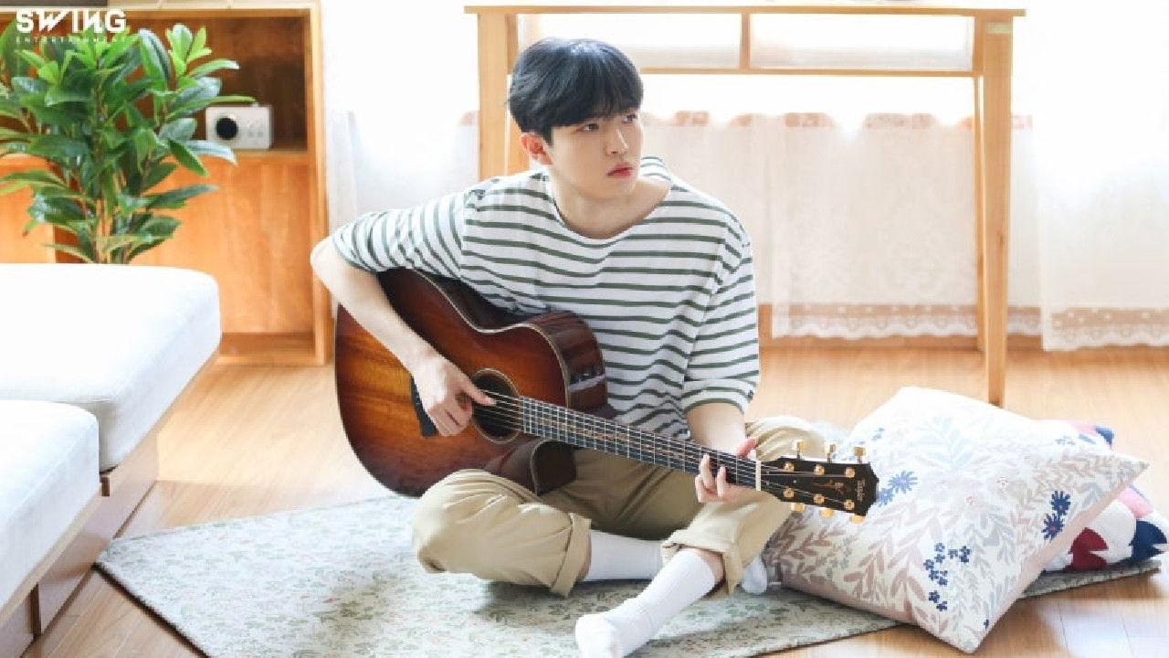 Sing and Stay backdrop