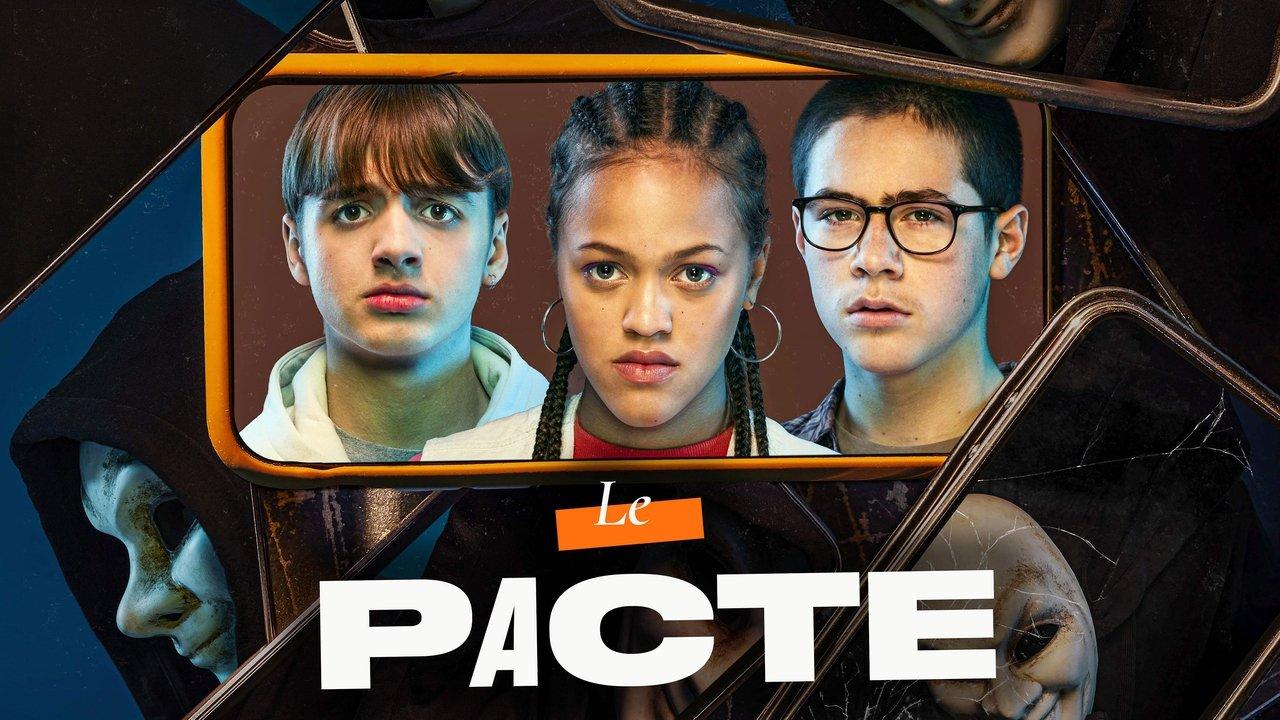 Le pacte backdrop