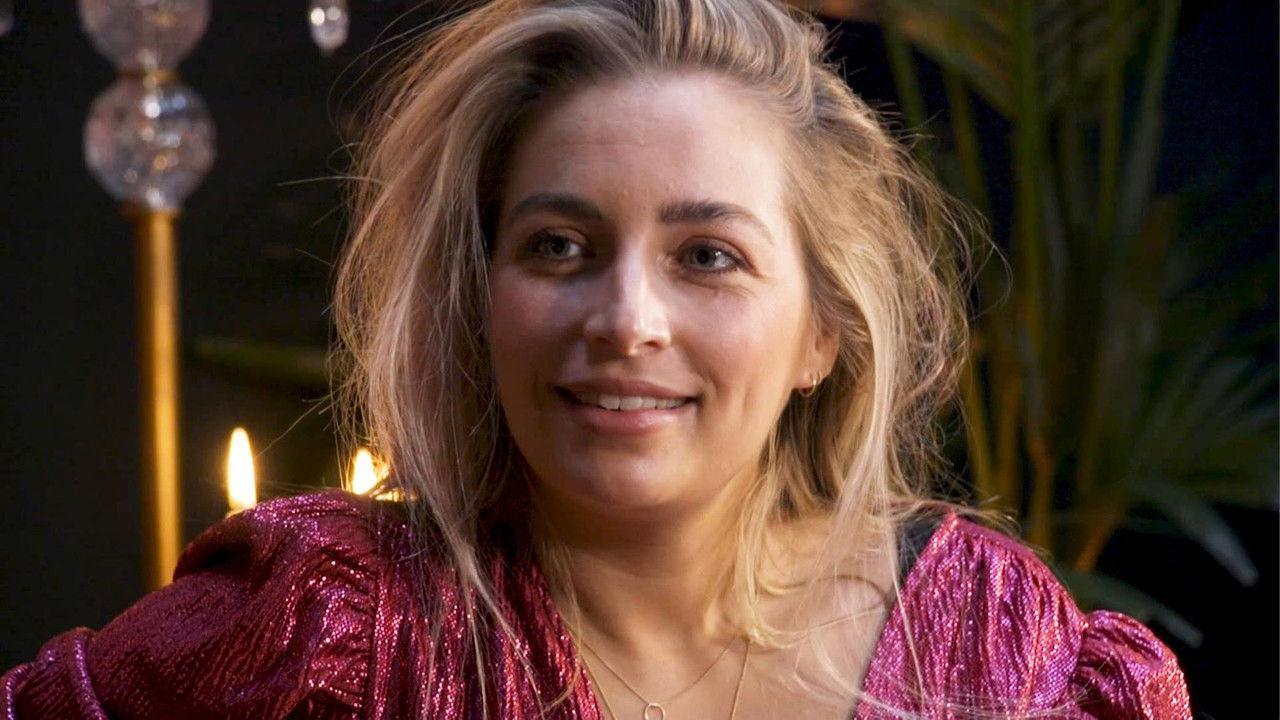 Videoland Viewing Party: De Verraders backdrop