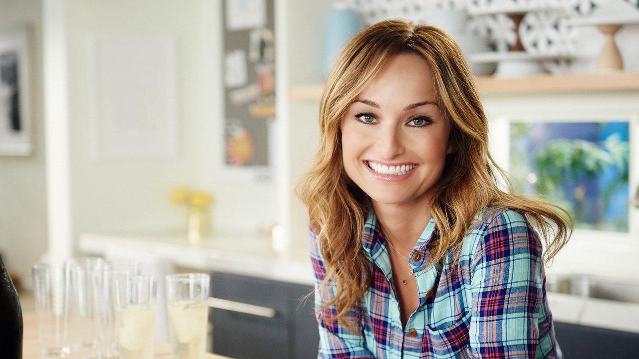 Giada Entertains backdrop