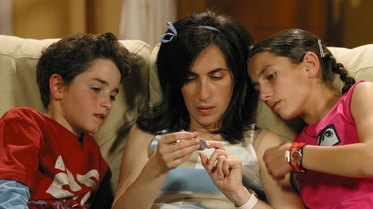 A Minha Sogra é Uma Bruxa backdrop