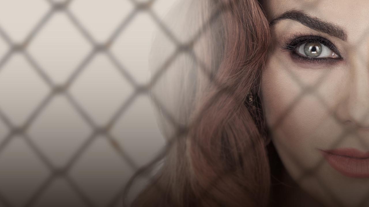 La Madrastra backdrop