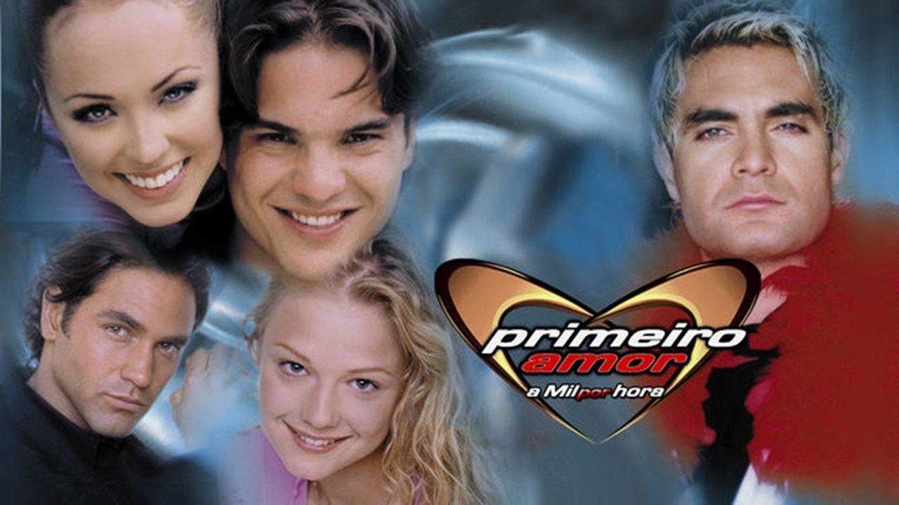 Primer Amor, a 1000 x Hora backdrop