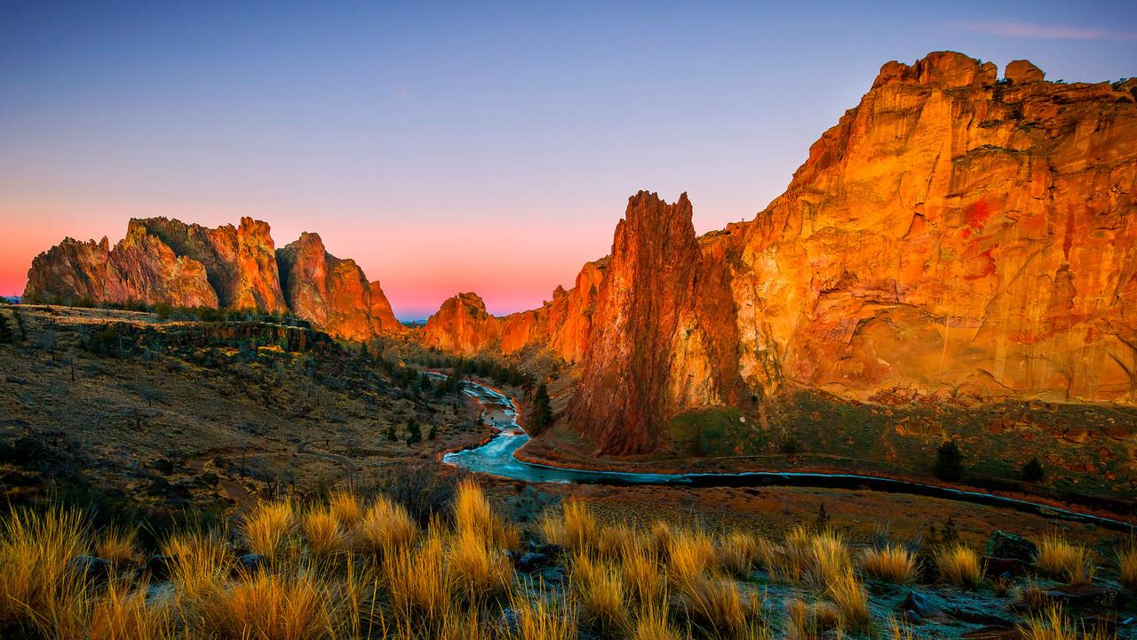Oregon Field Guide backdrop