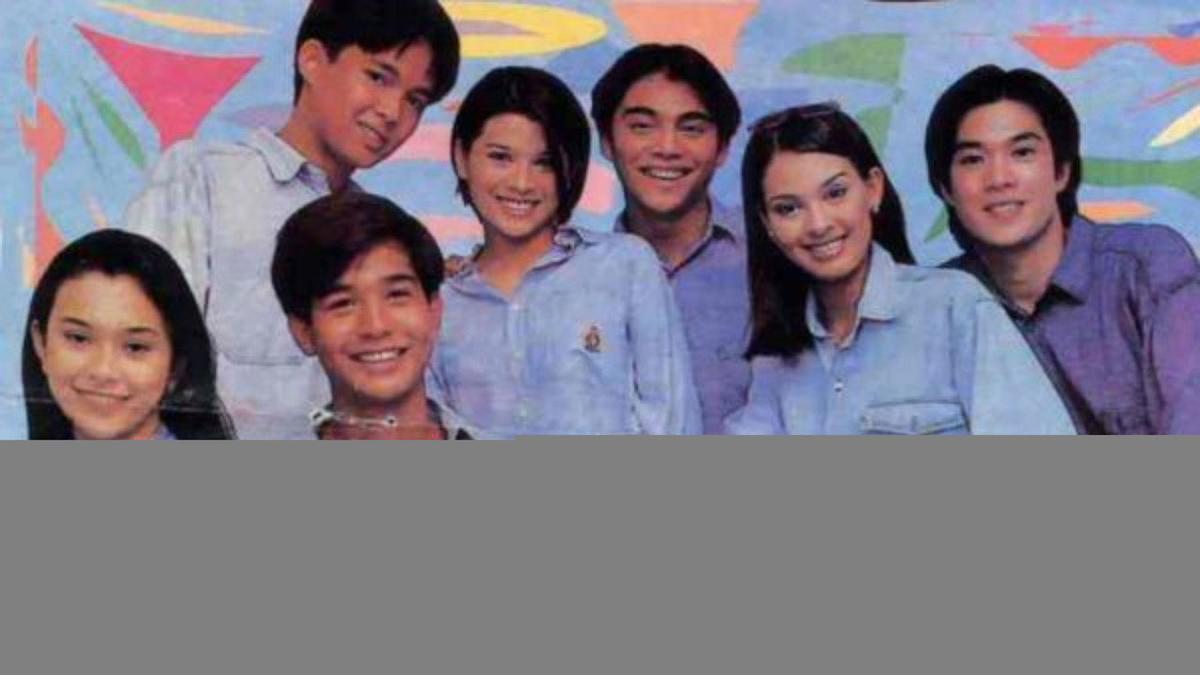 Gimik backdrop