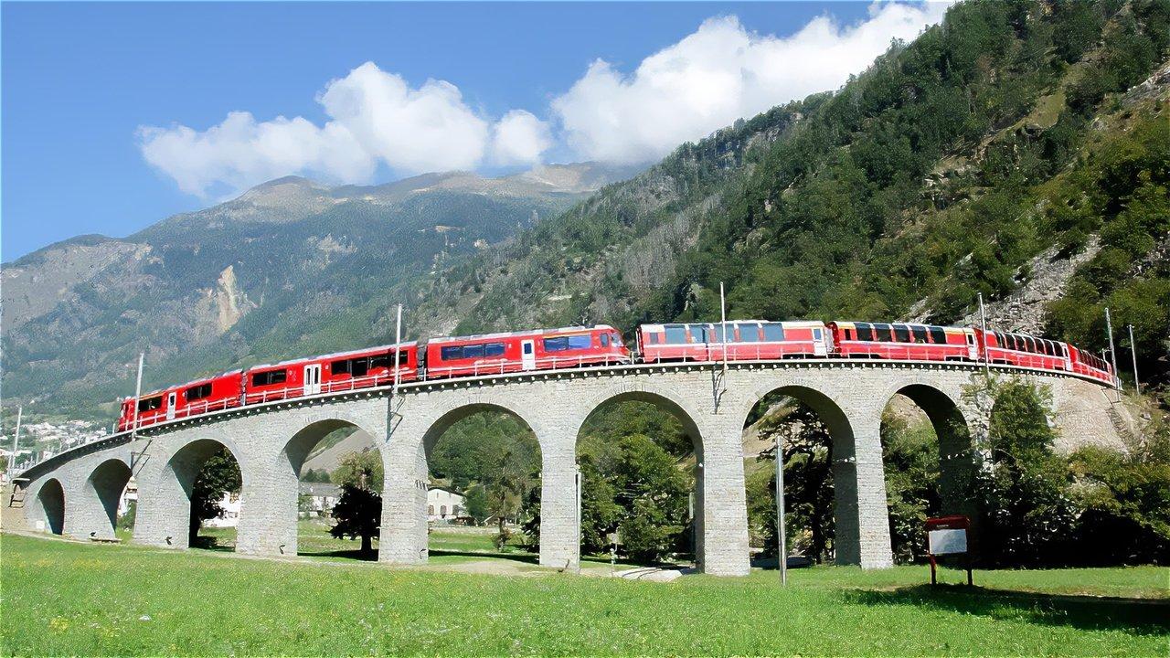 Die gefährlichsten Bahnstrecken der Welt backdrop