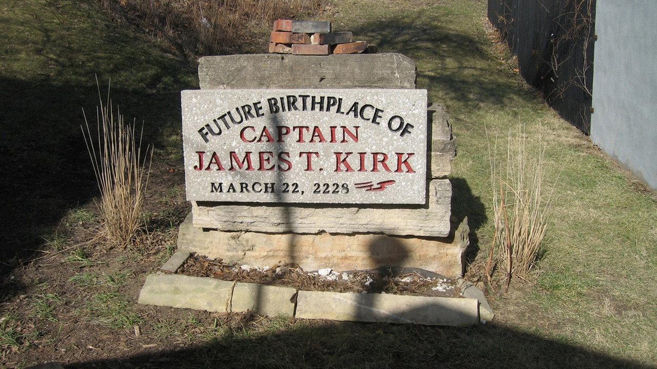 Invasion Iowa backdrop