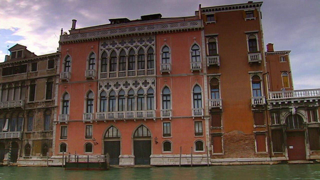 Francesco's Venice backdrop