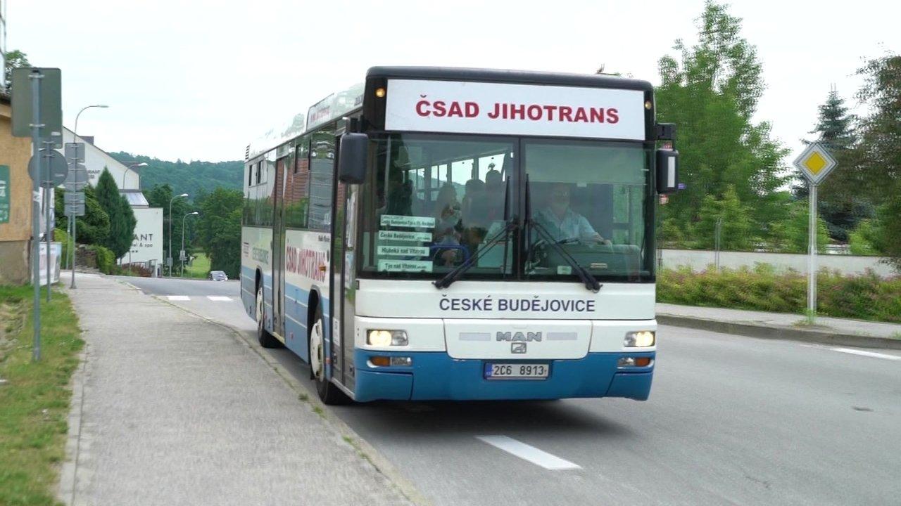 (Autobusem) na výlet backdrop