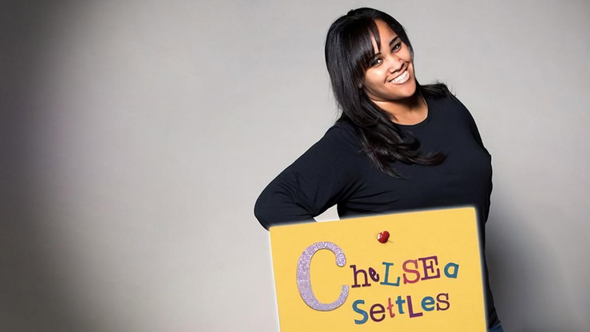 Chelsea Settles - Una Vita XXL backdrop