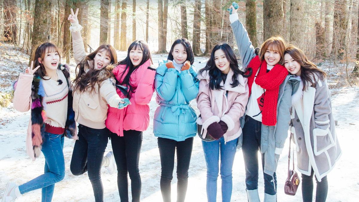 Oh My Girl Miracle Expedition backdrop