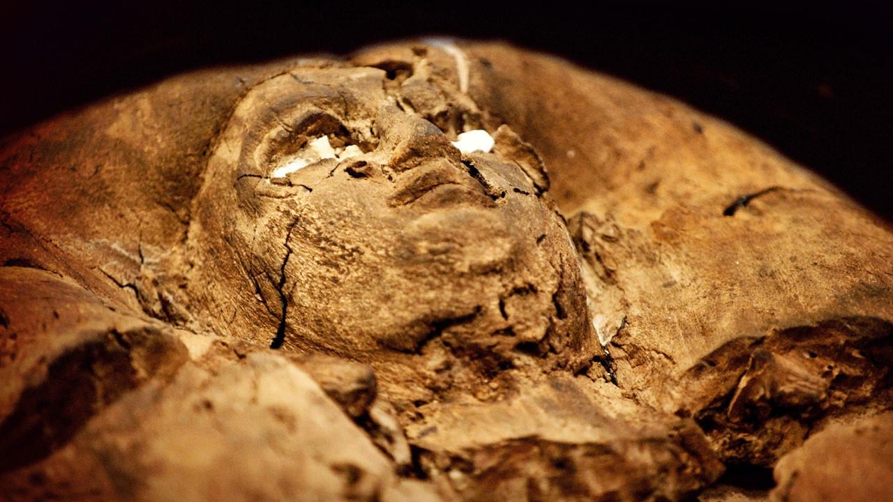 Mystery of the Lost Pyramid backdrop