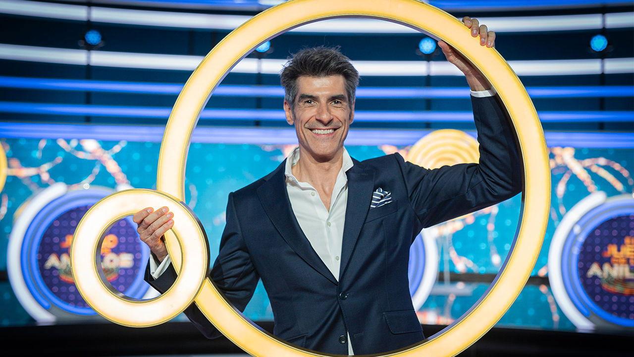 El juego de los anillos backdrop