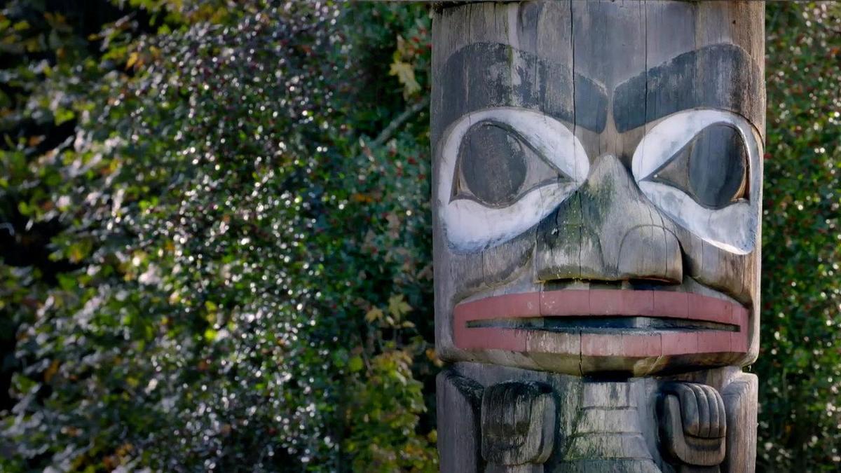 Masters of the Pacific Coast: The Tribes of the American Northwest backdrop