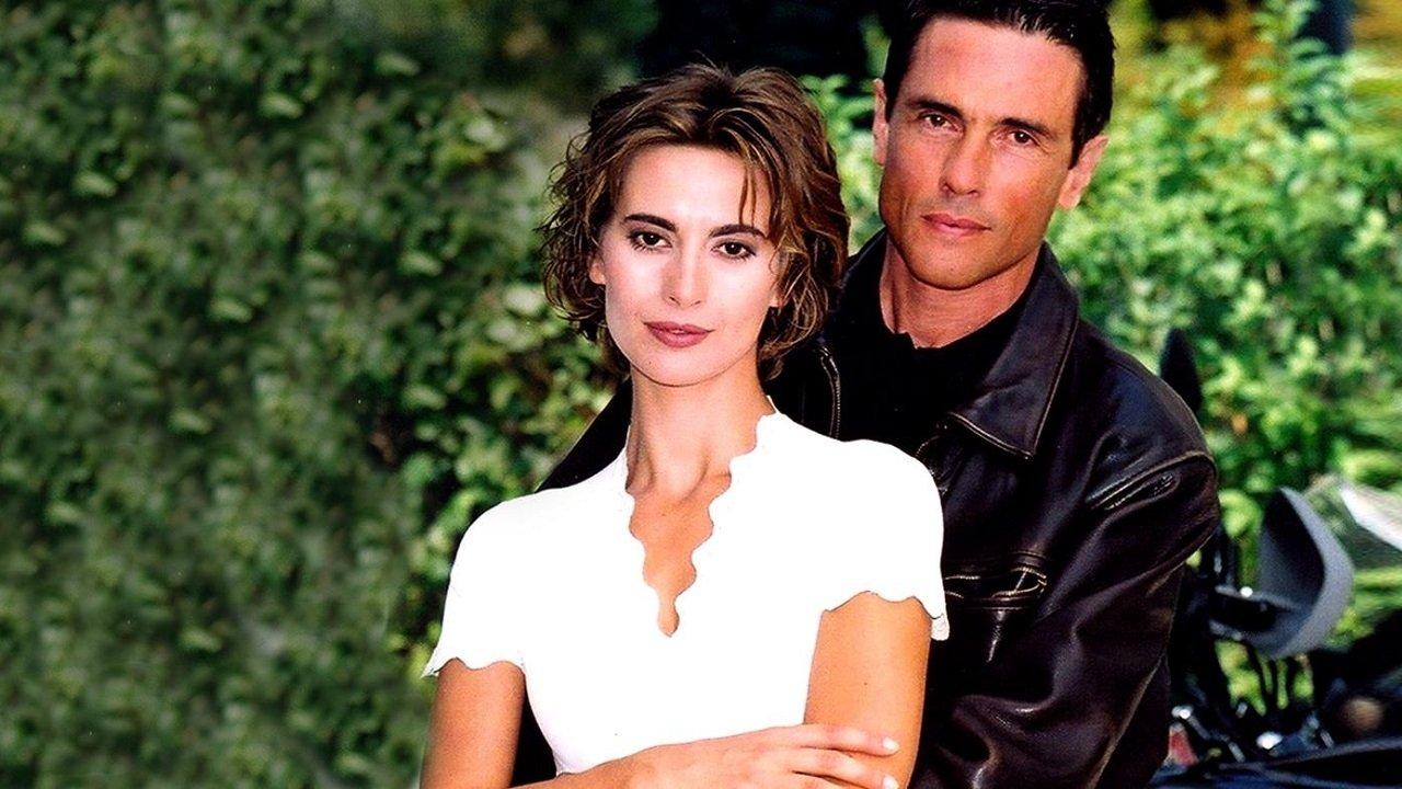 Έρωτας Κλέφτης backdrop