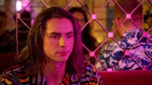 Single, Out Season 3 Episode 4 - The Play