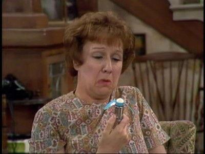 All in the Family Season 2 Episode 15 - Edith's Problem