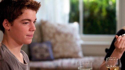 The Big C Season 1 Episode 3 - There's No C in Team