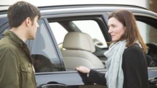 24 Season 9 Episode 8 - Day 9: 6:00 P.M.-7:00 P.M.