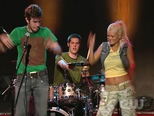 Beauty and the Geek Season 3 Episode 8 - Beauty Queen and Geek King