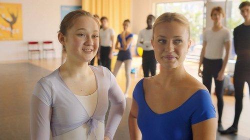 Find Me in Paris Season 3 Episode 5 - The New Girl