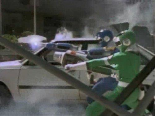 Power Rangers Season 5 Episode 15 - Cars Attacks