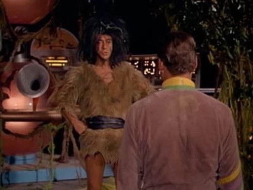 Lost in Space Season 3 Episode 5 - The Space Primevals