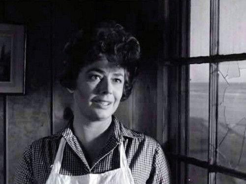 Route 66 Season 3 Episode 21 - In the Closing of a Trunk