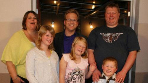 Fat Families Season 1 Episode 5 - The Blackholly Family