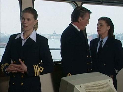 Rederiet Season 12 Episode 16 - Sova med fienden