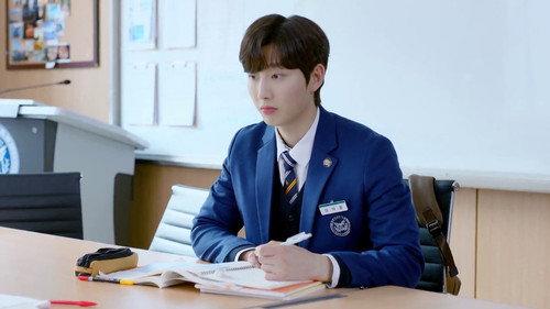 Light on Me Season 1 Episode 3 - Episode 3