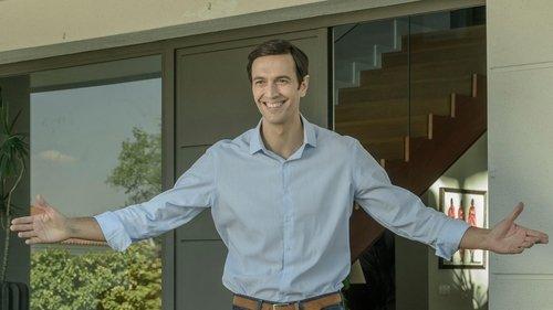 Vote for Juan Season 3 Episode 7 - Episode 7