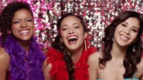 East Los High Season 2 Episode 4 - The Queen of Ugly and the King of Fools