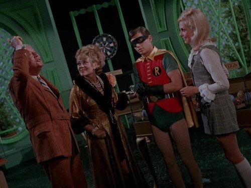 Batman Season 3 Episode 13 - The Bloody Tower