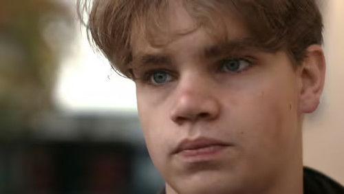 Strula Season 9 Episode 9 - The Kiss