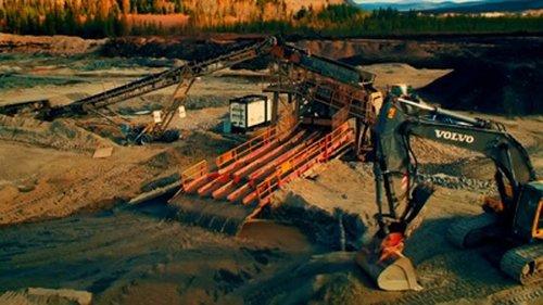 Gold Rush Season 8 Episode 17 - Gold Rush: Parker v Beets