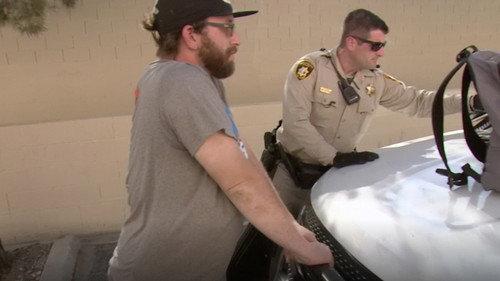 Cops Season 32 Episode 25 - Points for Neatness
