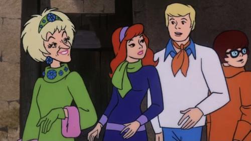 The New Scooby-Doo Movies Season 1 Episode 6 - A Good Medium Is Rare